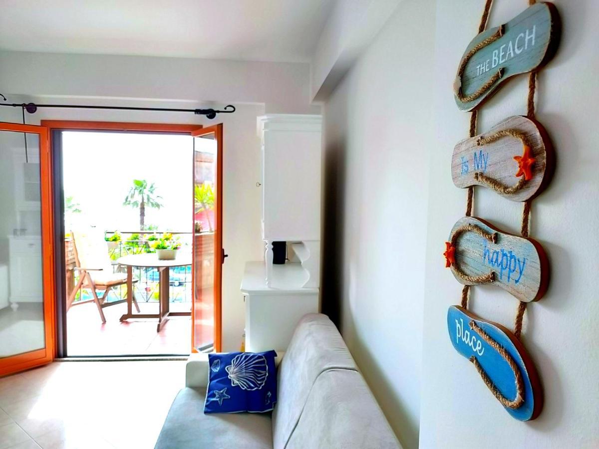 Taormina By The Sea Apartment Mazzeo Exterior foto